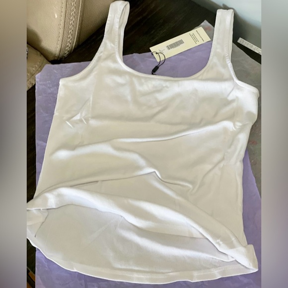 NWT LETT AMAZING Naples Microrib White Faint Shimmer Square Scoop Neck Tank Top - Picture 9 of 17